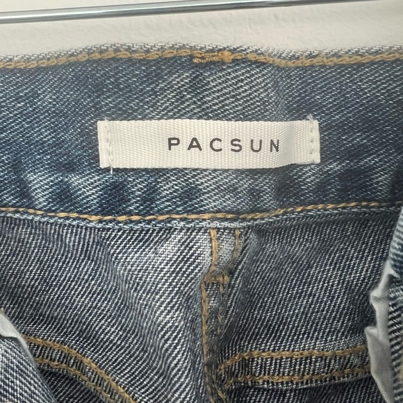 NWT 25 PacSun High Rise Straight Jeans - Distressed - Picture 9 of 9